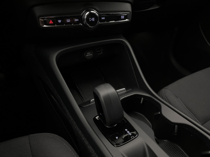 Volvo XC40 T3 MOMENTUM PRO AUT 1.maj 1.5 Momentum