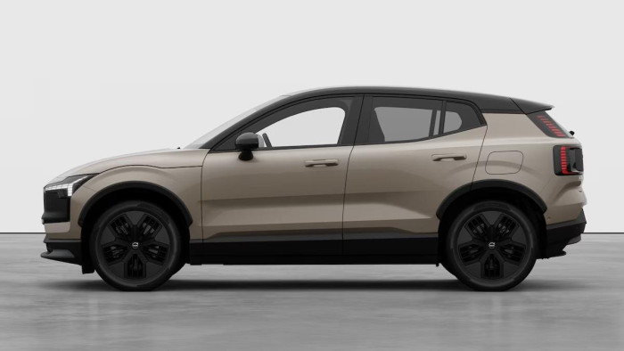 Volvo EX30 CROSS COUNTRY TWIN ULTRA