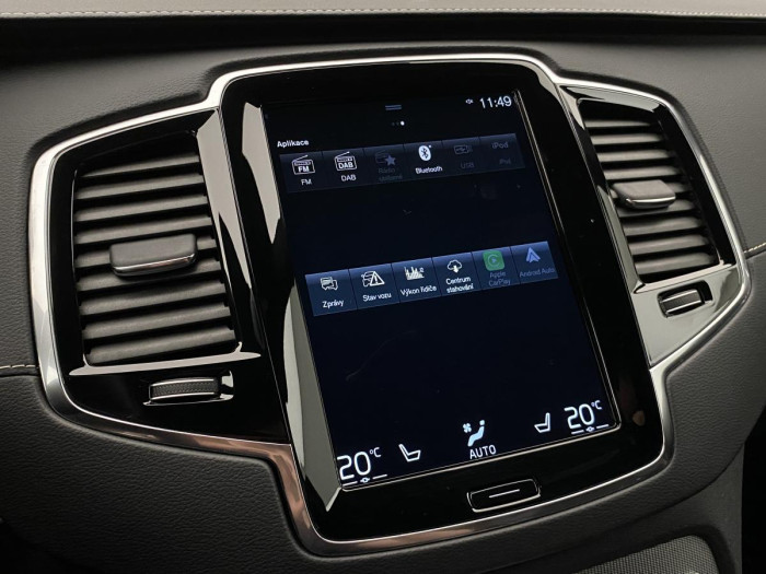 Volvo XC90 B6 AWD R-DESIGN AUT REZERVACE