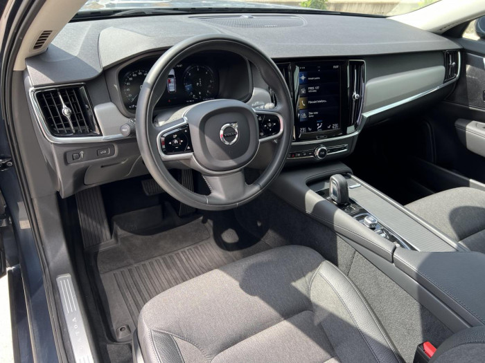 Volvo V90 B4 AWD MOMENTUM Aut REZERVACE 2.0 Momentum