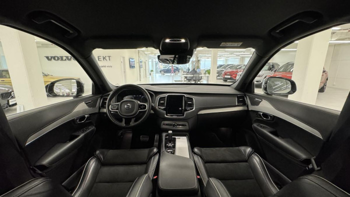 Volvo XC90 B5 AWD R-DESIGN AUT REZERVACE