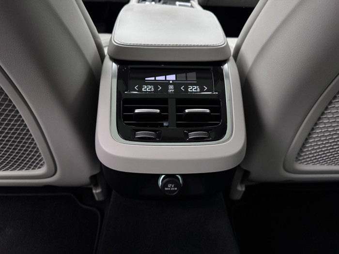 Volvo V90 CC D5 AWD PRO POLESTAR CZ AUT 2.0 d CC CC