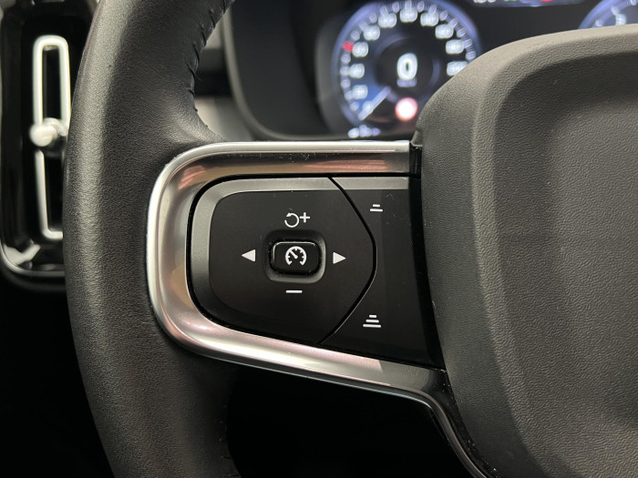 Volvo XC40 T2 MOMENTUM AUT 1.maj. 1.5 Momentum