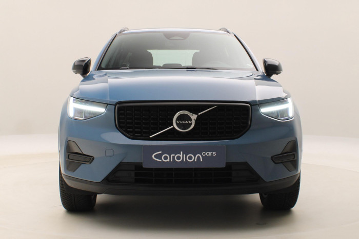 Volvo XC40 B5 AWD PLUS AUT REZERVACE