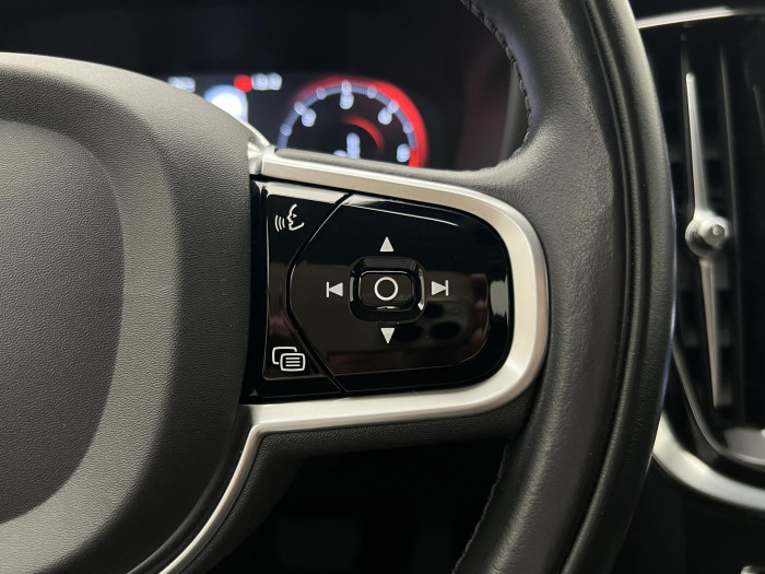 Volvo V60 B4 MOMENTUM AUT 2.0 Momentum