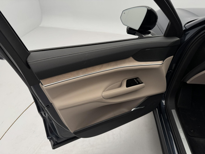 Volvo EX90 PURE ELECTRIC TWIN ULTRA 7míst