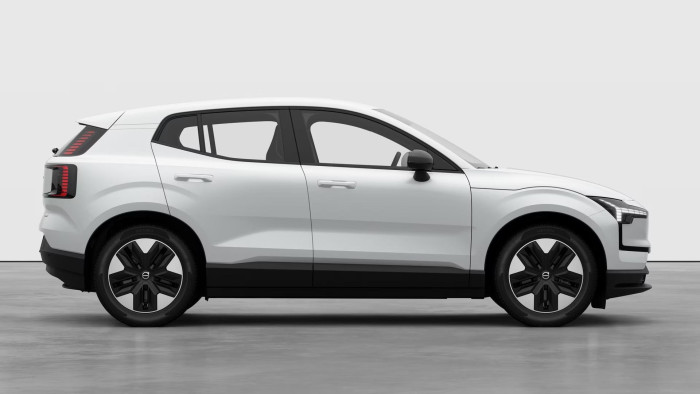 Volvo EX30 PURE ELECTRIC SINGLE PLUS