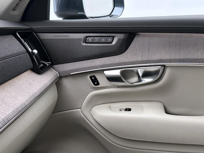 Volvo XC90 B5 AWD AUT BRIGHT PLUS 7míst