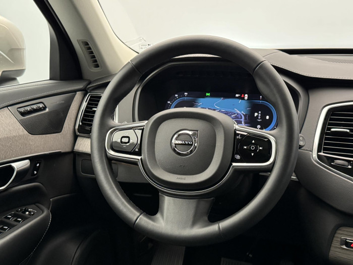 Volvo XC90 B5 AWD PLUS BRIGHT PANORAMA