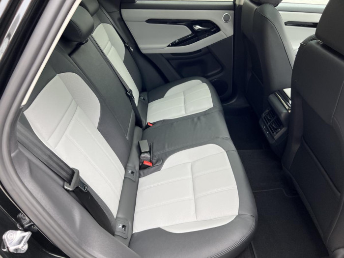 Land Rover Range Rover Evoque P250 DYNAMIC SE AWD Aut 2.0 Dynamic SE