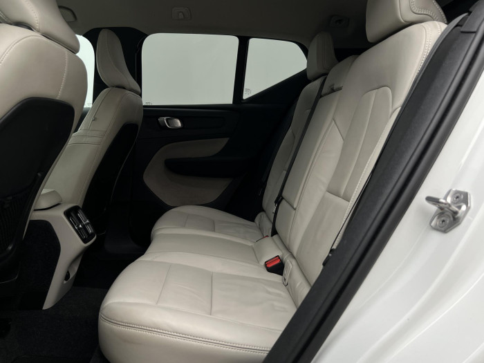 Volvo XC40 T3 INSCRIPTION 1.maj.