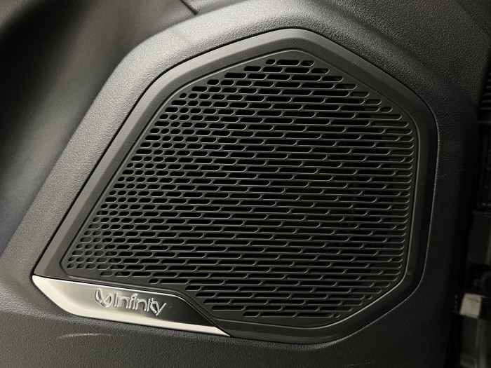 Lynk & Co 01 PHEV DCT AUT