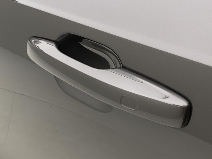 Volvo XC90 T8 AWD RECHARGE DARK REZERVACE