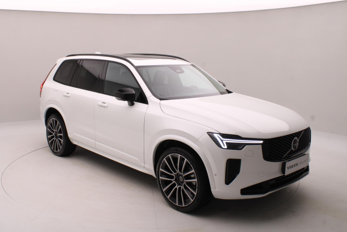 Volvo XC90 T8 AWD RECHARGE DARK REZERVACE