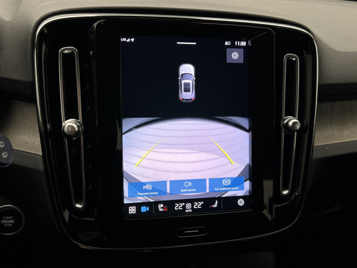 Volvo XC40 B4 PLUS BRIGHT AUT CZ