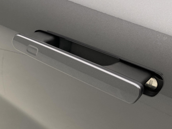 Lynk & Co 08 MORE PHEV