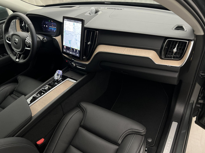 Volvo XC60 T6 AWD RECHARGE ULTRA AUT