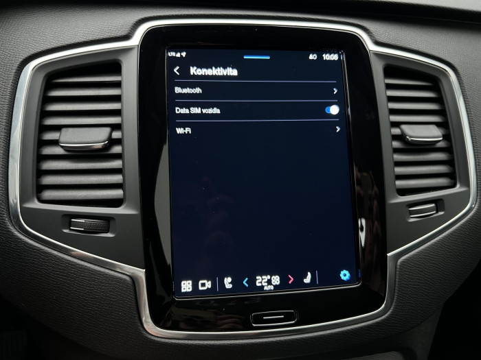 Volvo XC90 B5 AWD CORE 7MÍSTNÁ AUT  CZ