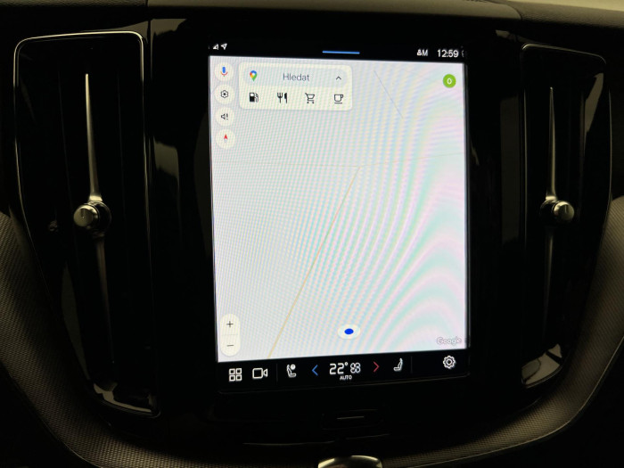 Volvo XC60 B5 AWD R-DESIGN AUT