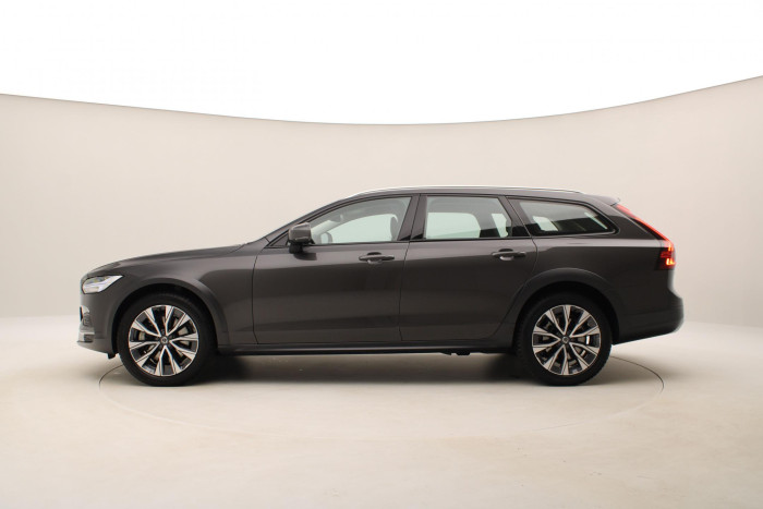 Volvo V90 CC B4 AWD PLUS AUT CZ 1.maj.
