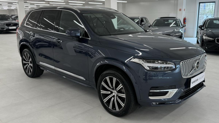 Volvo XC90 B5 AWD PLUS BRIGHT REZERVACE