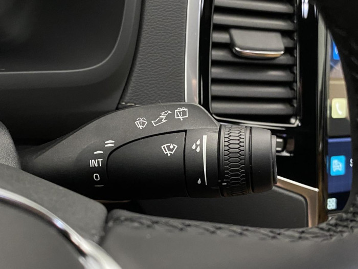 Volvo XC90 T8 AWD AT RECHARGE BRIGHT PLUS 2.0 AT Plus