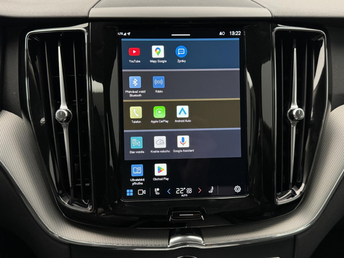 Volvo XC60 B5 AWD PLUS DARK AUT CZ 1.maj.