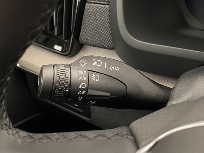 Volvo XC90 T8 AWD RECHARGE DARK PLUS 7m