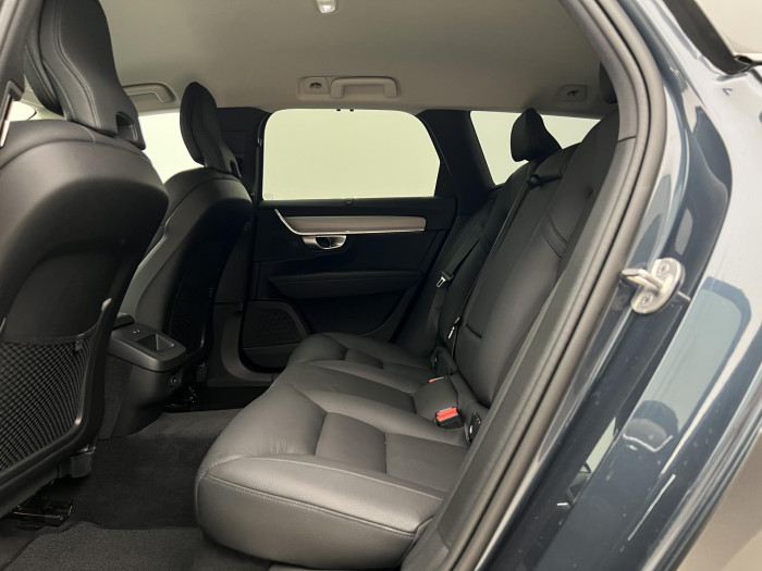 Volvo V90 CC B4 AWD PLUS BRIGHT AUT