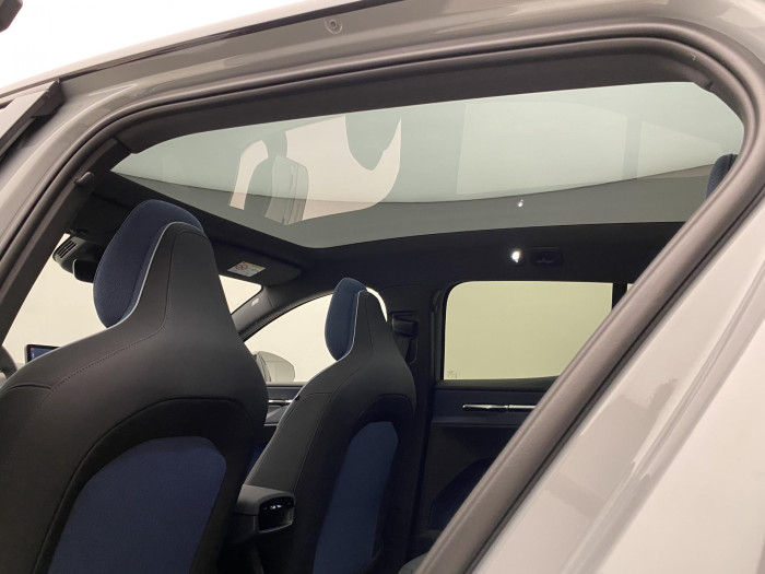 Volvo EX30 CROSS COUNTRY TWIN ULTRA