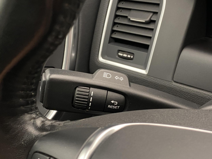 Volvo XC60 D4 AWD MOMENTUM AUT 2.4 d Momentum