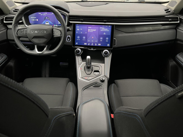 Lynk & Co 01 HEV AUT