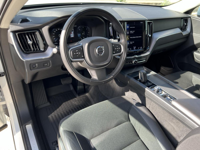 Volvo XC60 B4 AWD MOMENTUM Aut 1.maj. 2.0 Momentum