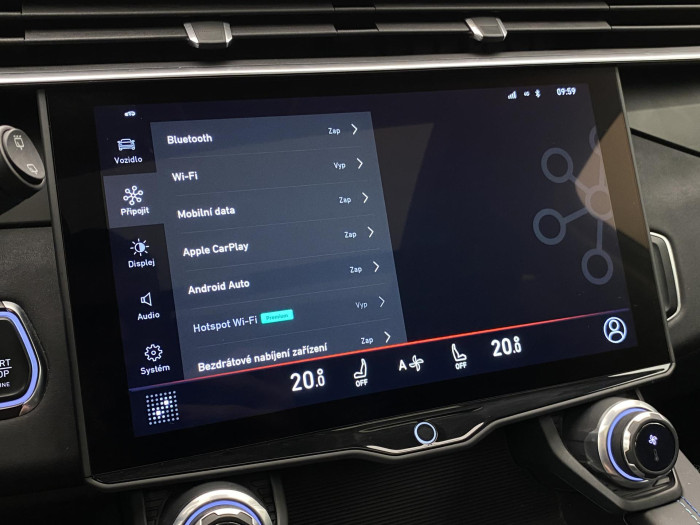 Lynk & Co 01 MORE PHEV