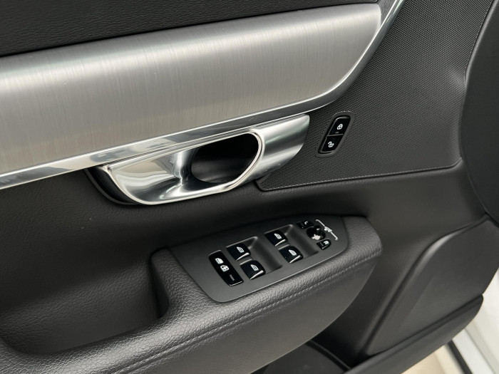 Volvo S90 T4 MOMENTUM AUT 2.0 Momentum