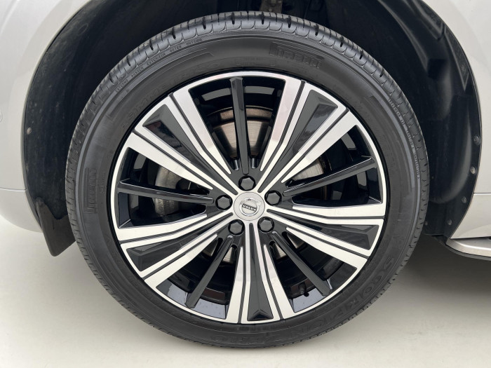 Volvo XC60 B5 AWD INSCRIPTION AUT CZ