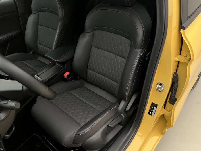 MG MG3 EXCLUSIVE HYBRID+ AUT CZ 1.maj 1.5 Exclusive