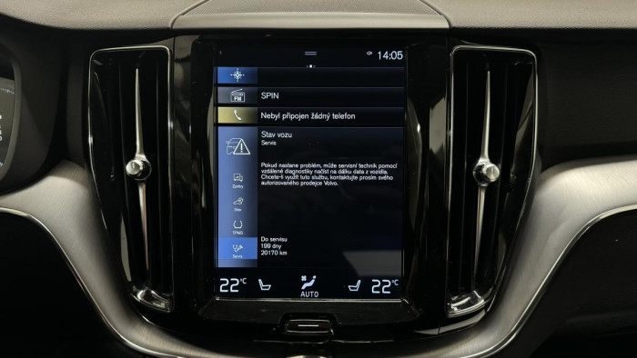 Volvo XC60 D4 AWD MOMENTUM REZERVACE 2.0 d Momentum