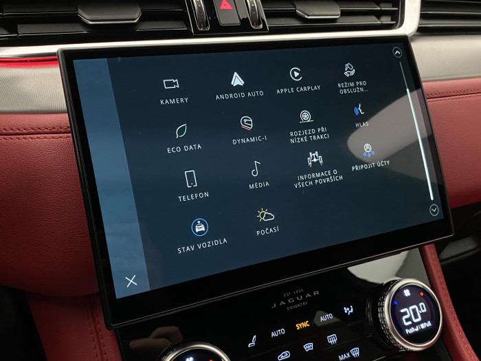 Jaguar F-Pace D300 S R-DYNAMIC AWD REZERVACE 3.0 d Dynamic