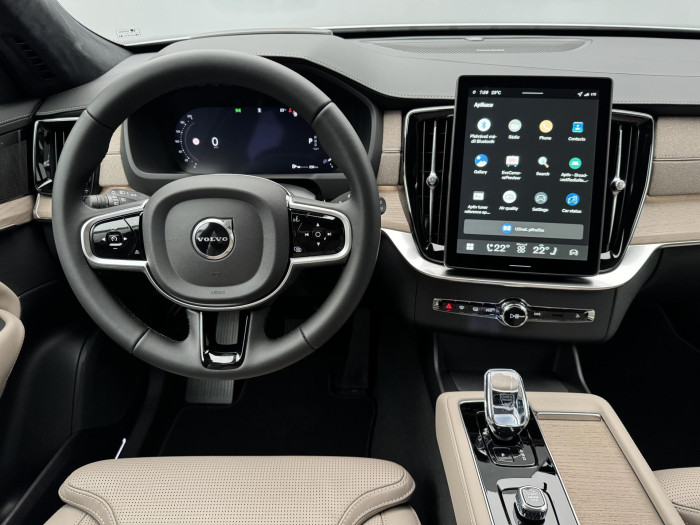 Volvo XC90 B5 AWD AUT DARK ULTRA 7 míst