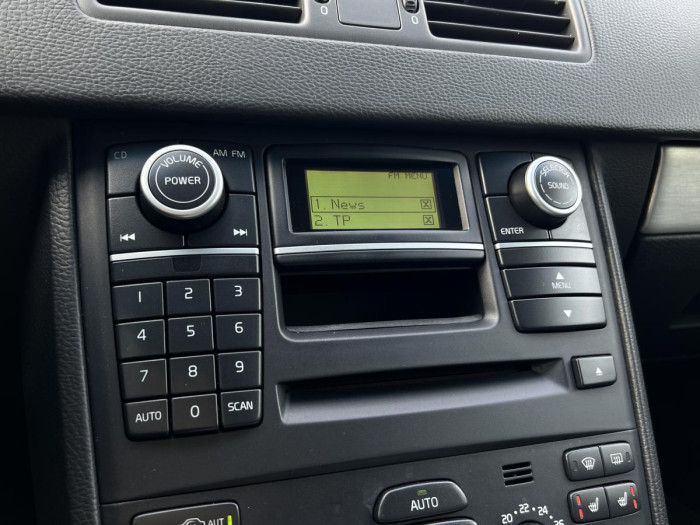 Volvo XC90 D5 AWD SUMMUM 7MÍSTNÁ 2.4 d Summum