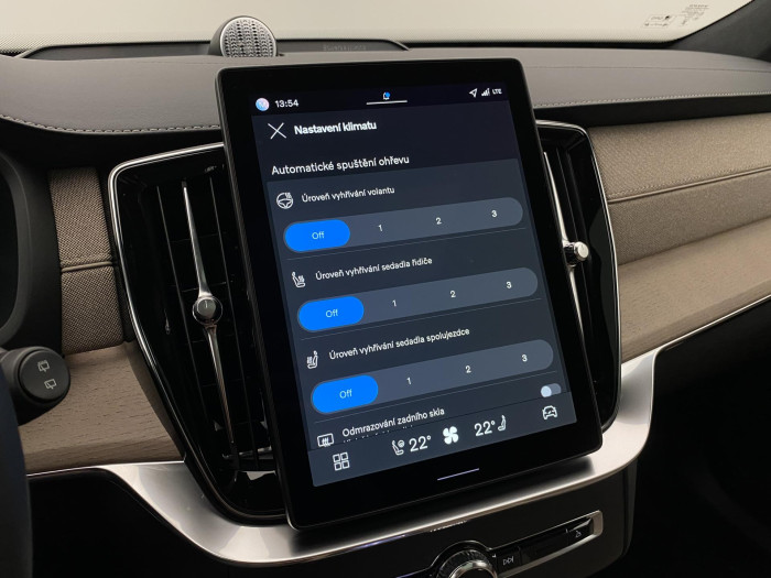 Volvo XC90 T8 AWD RECHARGE DARK ULTRA 7m