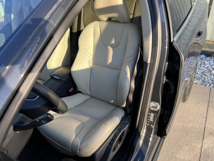 Volvo XC60 D4 AWD SUMMUM Aut 1.maj. 2.4 d Summum