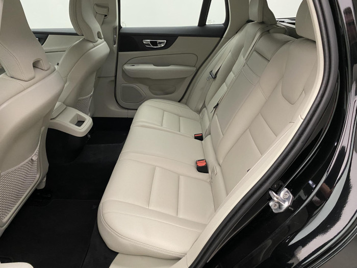 Volvo V60 D4 MOMENTUM AUT 2.0 d Momentum