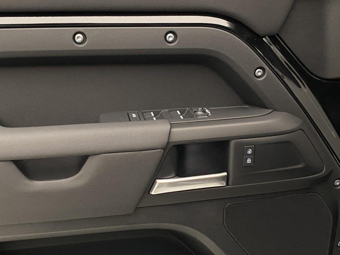 Land Rover Defender 110 D200 S AWD AUT 3.0 d