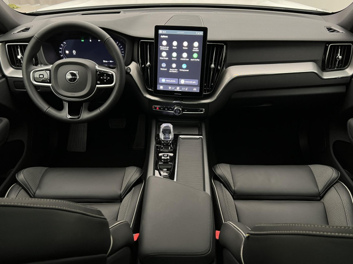 Volvo XC60 B5 AWD BLACK EDITION PLUS AUT