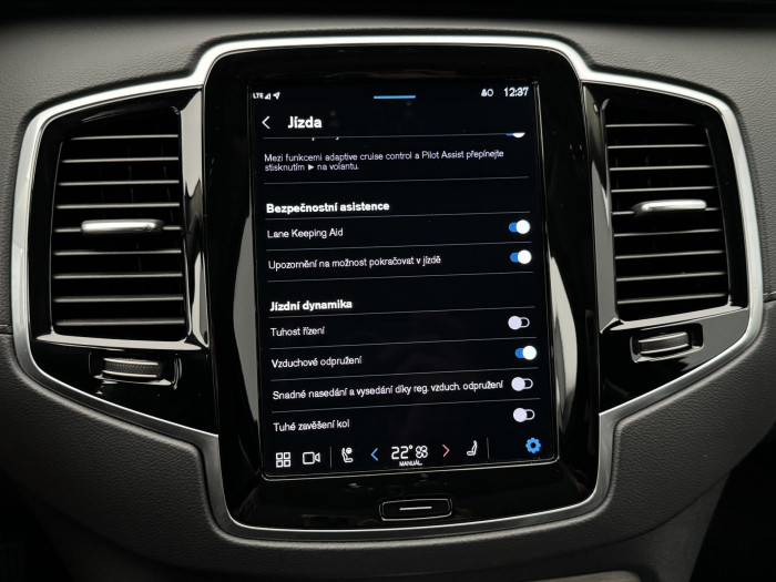 Volvo XC90 B5 AWD ULTIMATE BRIGHT 1.maj