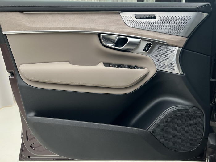 Volvo XC90 T8 AWD RECHARGE ULTRA BRIGHT