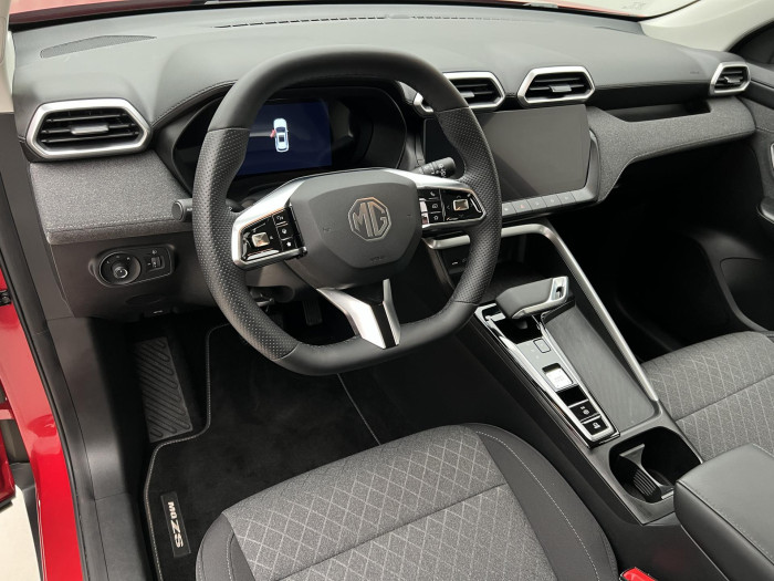 MG ZS 1.5 EMOTION HYBRID+ AUT CZ