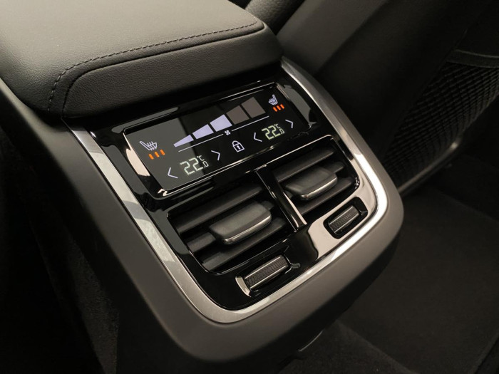 Volvo S60 B5 AWD AUT DARK ULTIMATE